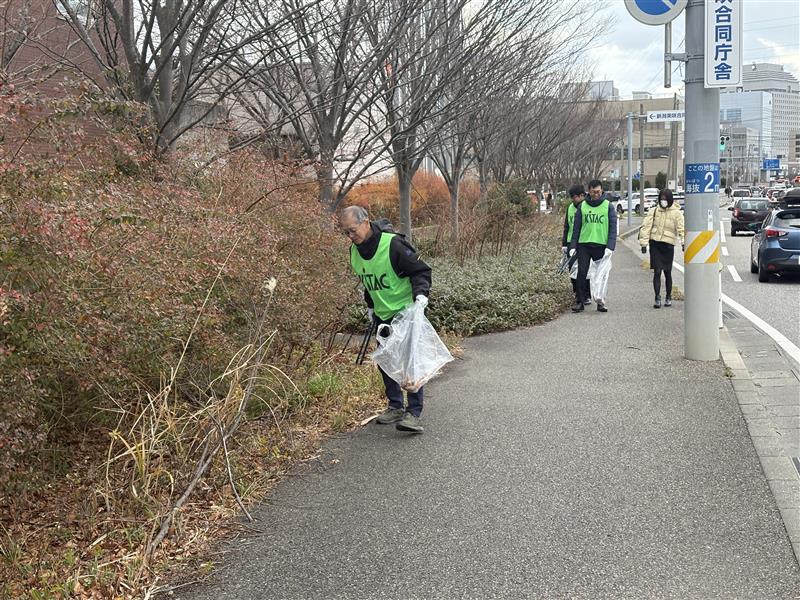 清掃活動の様子